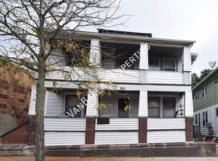 805 E Exchange St #4, Akron, OH 44306