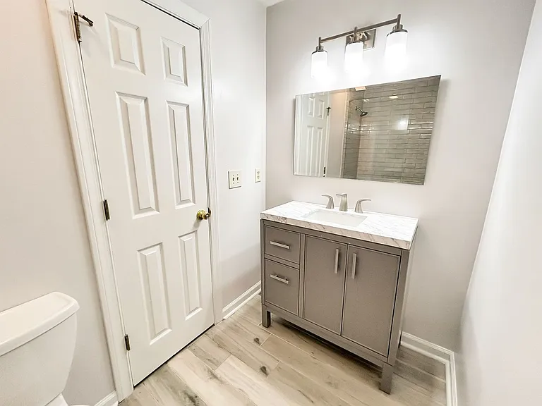 7500 Roswell Rd #11 — Photo 26