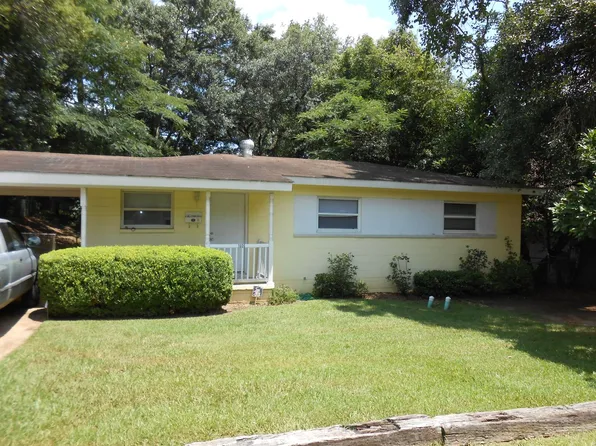 1606 Airport Dr, Tallahassee, FL 32304