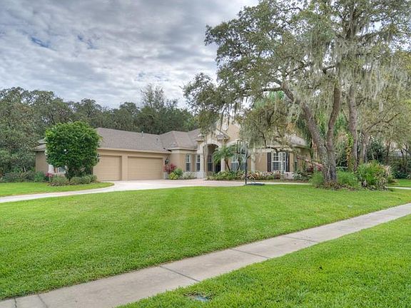 2nd image of 17849 Mission Oak Dr