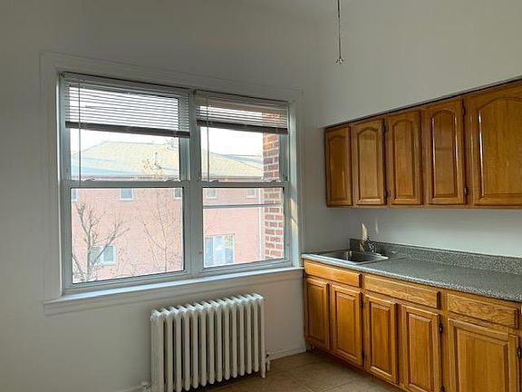 4th image of 7 Vista Pl