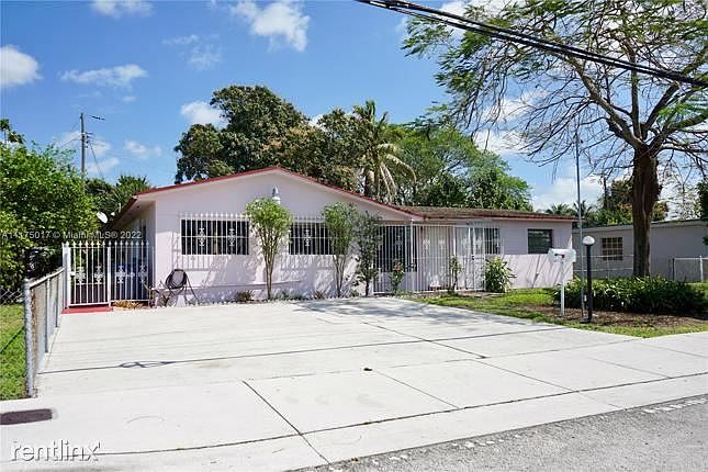 1st image of 17241 NW 57th Ave
