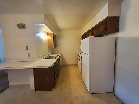 5th image of 730 K St