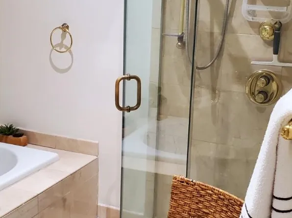 7417-7421 Blvd East image 12 of 21