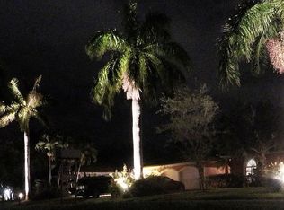8358 SW 182nd Ter, Palmetto Bay, FL 33157