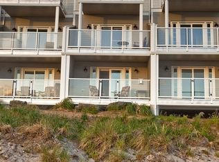 148 N Pacific St, Rockaway Beach, OR 97136