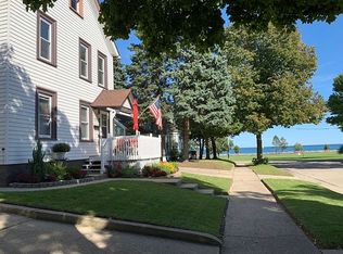 510 40th Pl, Kenosha, WI 53140