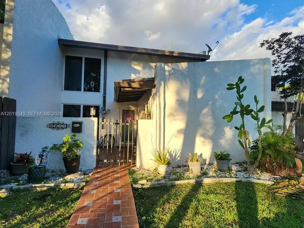 6931 SW 111th Ct, Miami, FL 33173