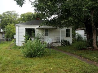 306 Harlem Rd, Machesney Park, IL 61115