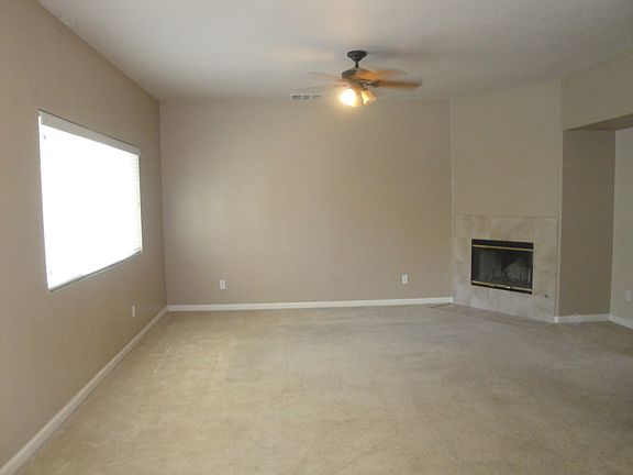 2nd image of 1926 Calaveras Ct