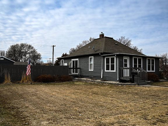 5th image of 1202 S Main St