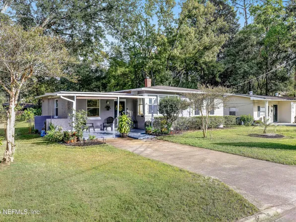 2867 STONEMONT Street, Jacksonville, FL 32207