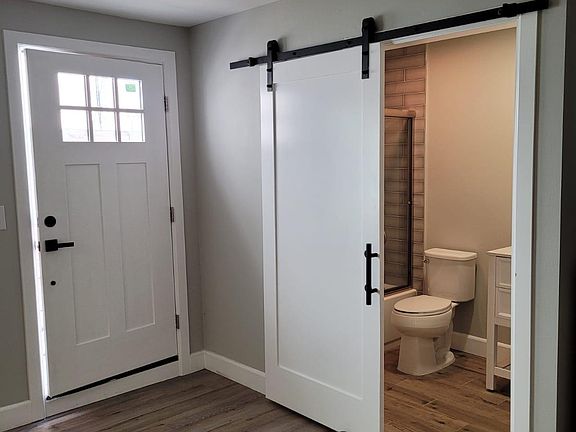 4th image of 3609 Newton St #3611