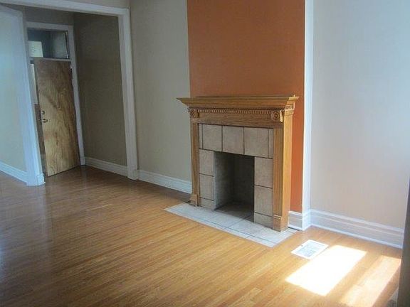 5th image of 3421 W Fulton Blvd