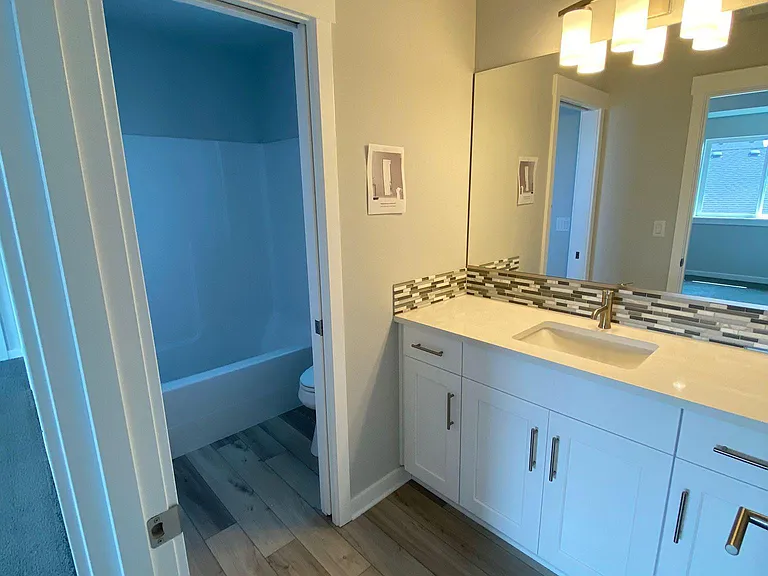 Shared bathroom Bedroom 1 & 2