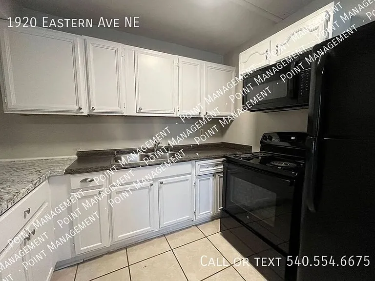 1920 Eastern Ave NE — Photo 2