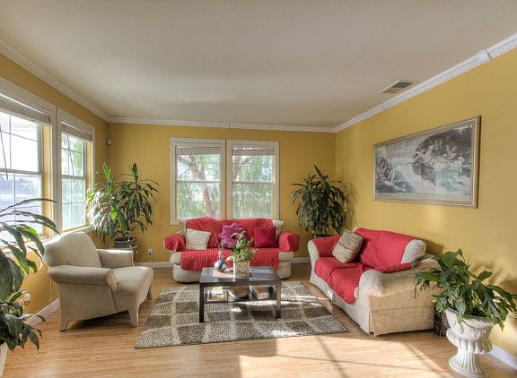 3rd image of 1204 Grand Blvd