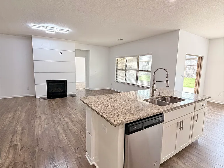 280 Lilly Dr — Photo 11