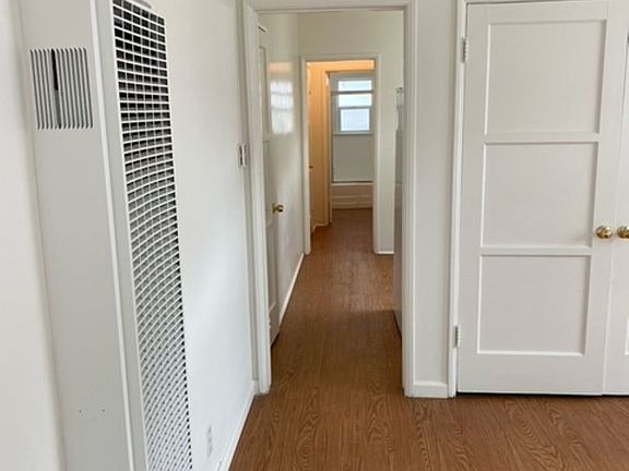 4th image of 142-146 S Adams St #142-APT11