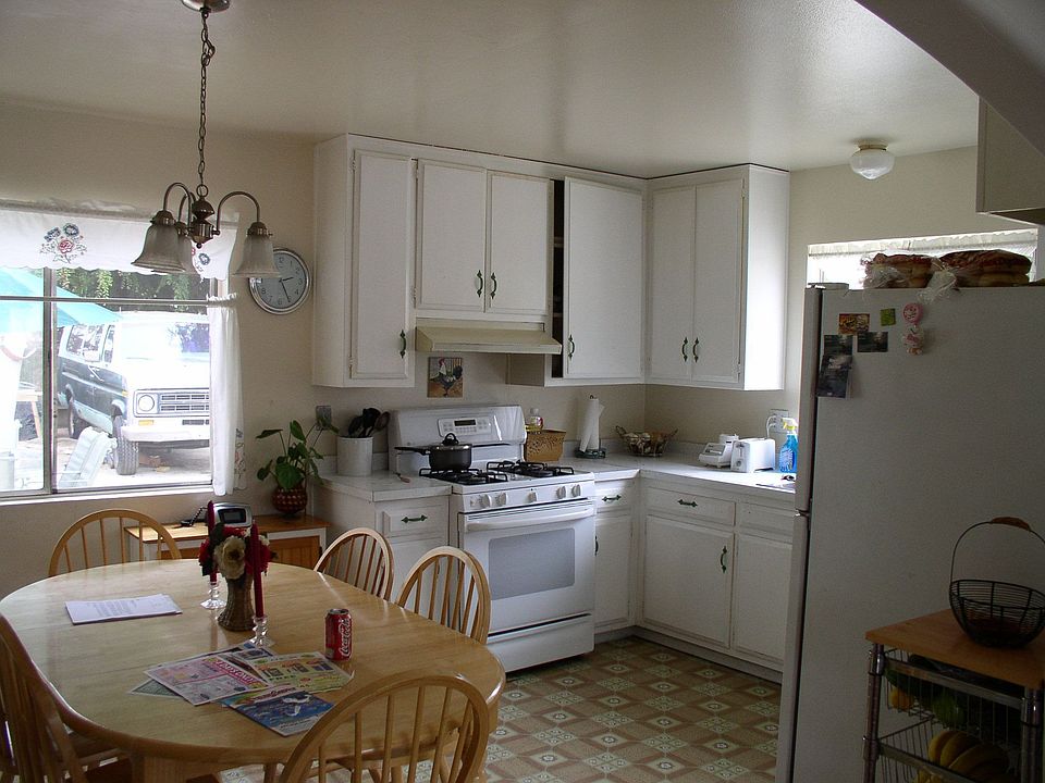 Large Kitchen