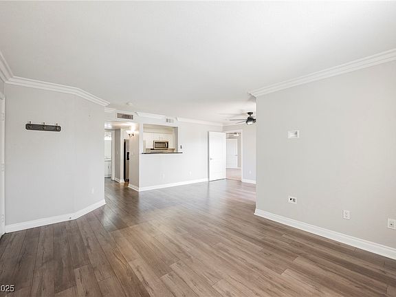 3rd image of 1150 N Buffalo Dr APT 1058