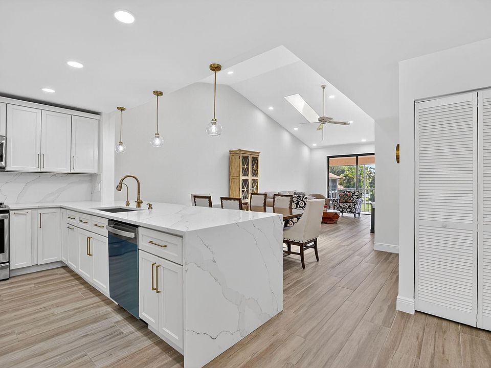 1st image of 7917 La Mirada Dr