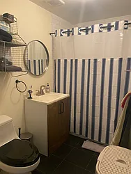 Rented by R New York