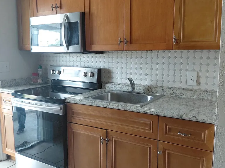 4610 Belvedere Rd — Photo 9