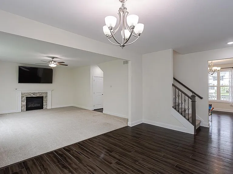 114 Valley Hall Dr — Photo 10