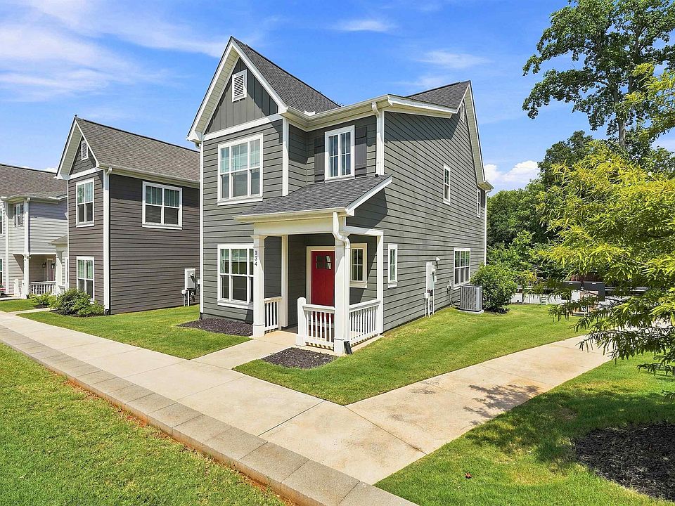 1st image of 134 Lilia Hill Cir