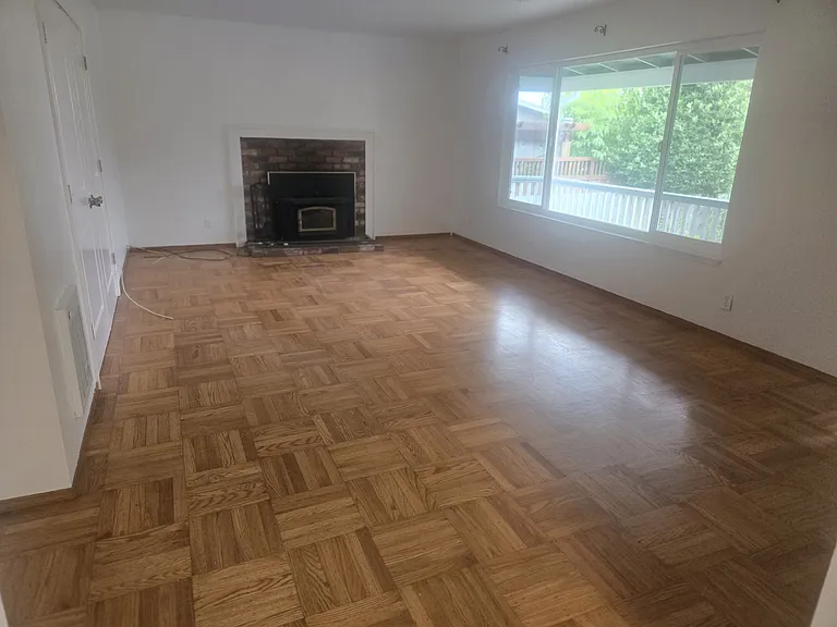 847 Palma St — Photo 5