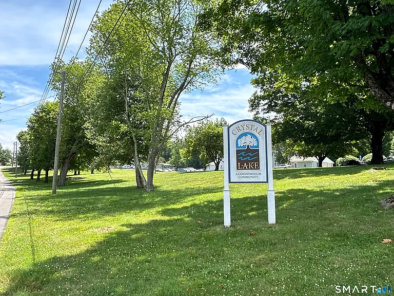73 Horse Pond Rd #E — Photo 10