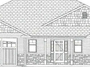 107 Holland Dr, Pella, IA 50219