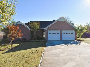 305 Redfield Rd, Florence, AL 35633