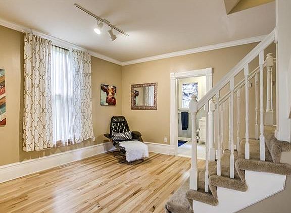 5th image of 209 E Pine St