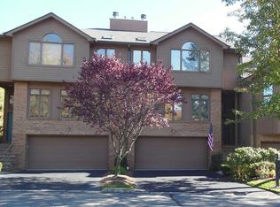 50 Lakeview Dr, Old Tappan, NJ 07675