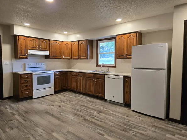 1022 E Jean St, Springfield, MO 65803