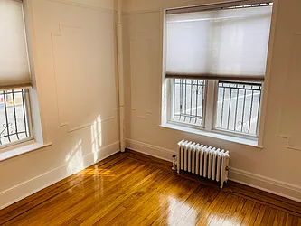 Rented by Flatiron Real Estate Advisors LLC