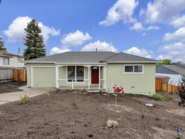 967 Saint Andrews Dr, El Sobrante, CA 94803