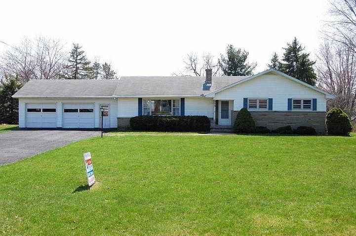 1st image of 275 Fairview Ave