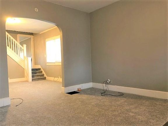 3rd image of 47 S Holmes Ave