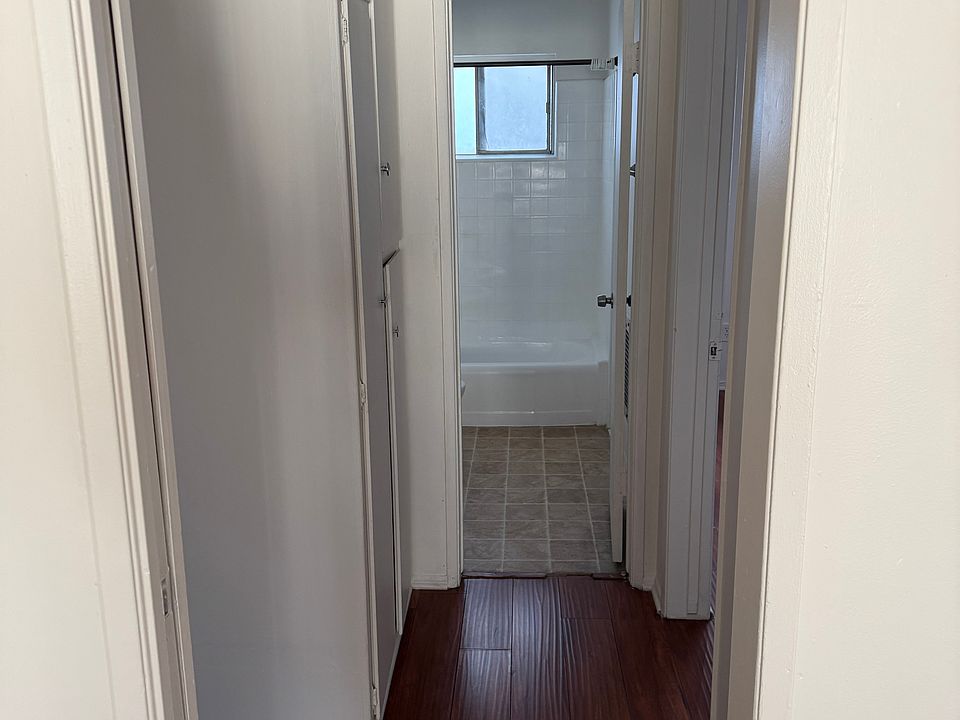 1st image of 826 S Gramercy Pl #6