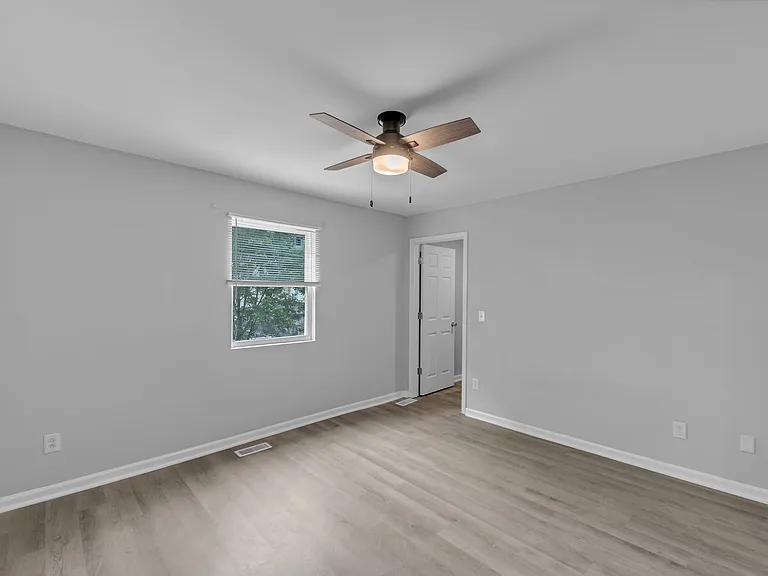 817 Biltmore Dr — Photo 25