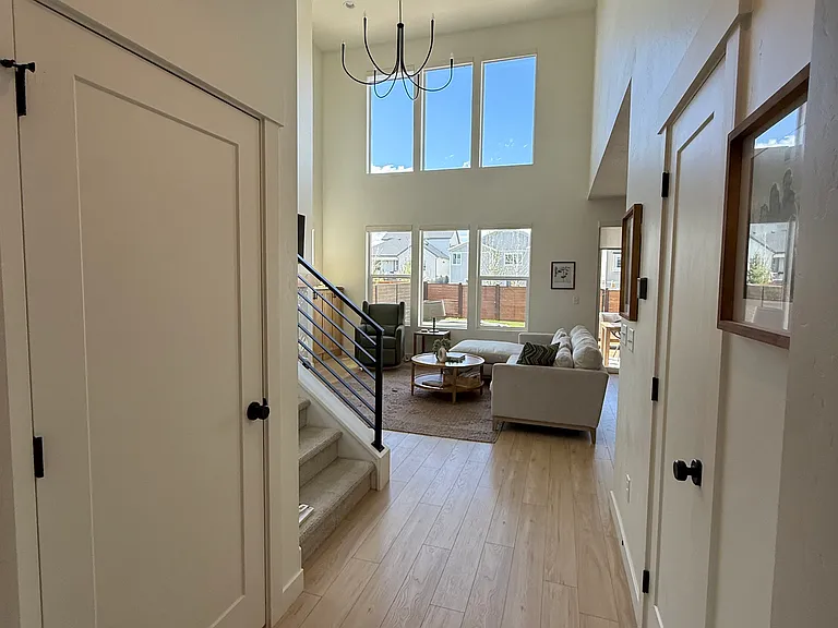 1397 Sumac Cir — Photo 23
