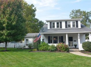 236 Sunset Rd, Avon Lake, OH 44012