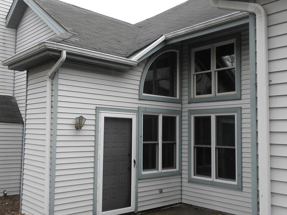 1st image of 7493 Huntington Dr APT 1