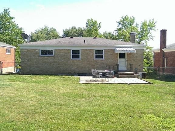 4th image of 3634 Twinview Dr