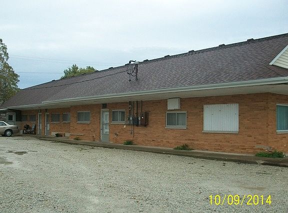 4th image of 310 S Railroad Ave