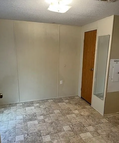 7587 Old Saint Augustine Rd — Photo 5