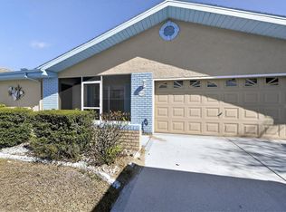 2121 Meadowlark Ln, Sun City Center, FL 33573